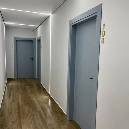 Emerald Apartament *